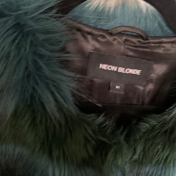 🌸host pick 🌸Neon Blonde medium coat - Picture 3 of 5